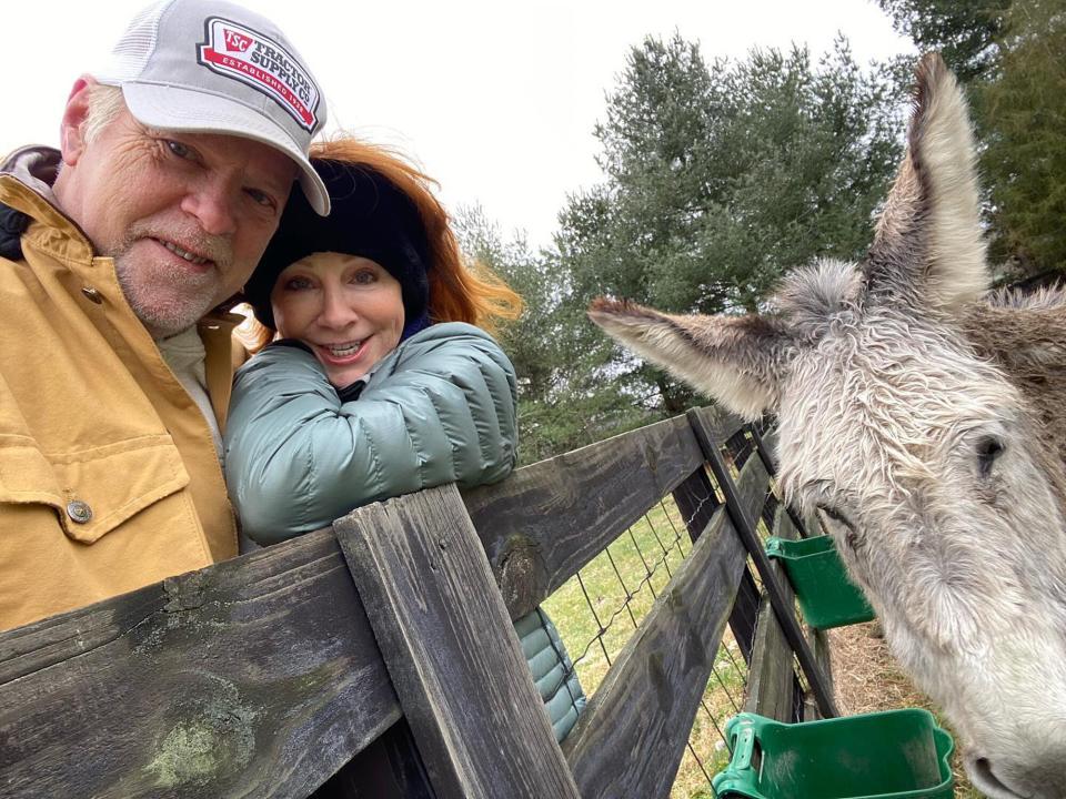 Reba McEntire and Rex Linn