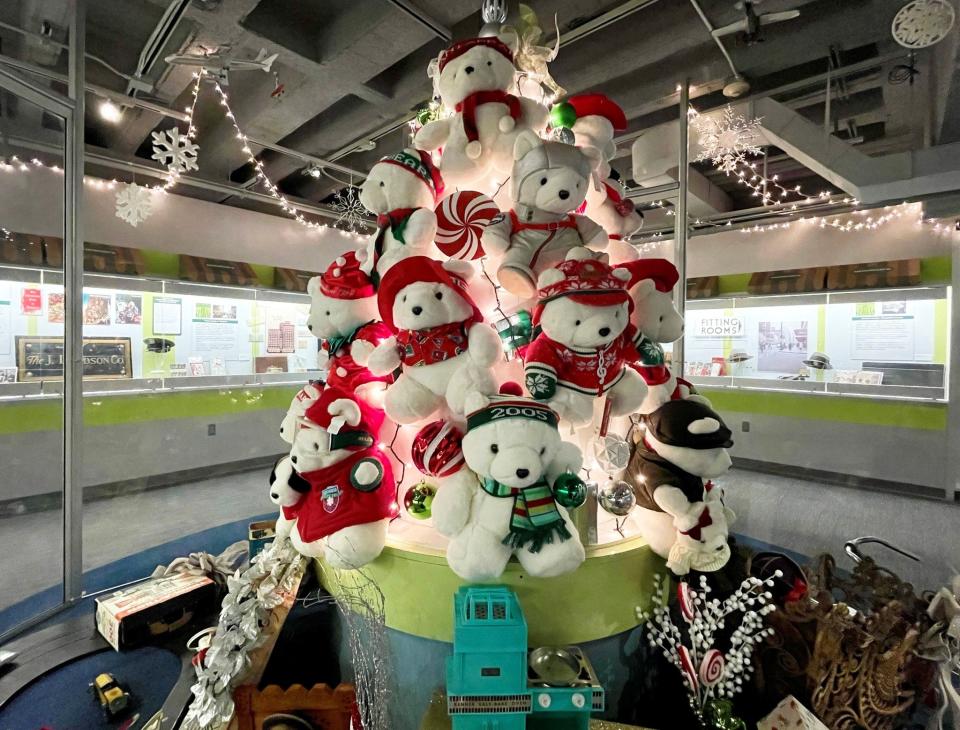 Santa Bears from Hudson's are on display at the Detroit Historical Museum this month.