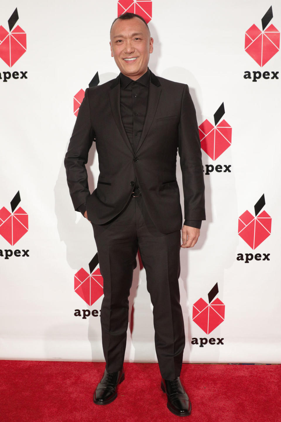 <p>Joe Zee, former Yahoo Style editor-in-chief, wore an all-black look for the 26th annual Apex for Youth gala. (Photo: BFA/Courtesy of Apex for Youth) </p>