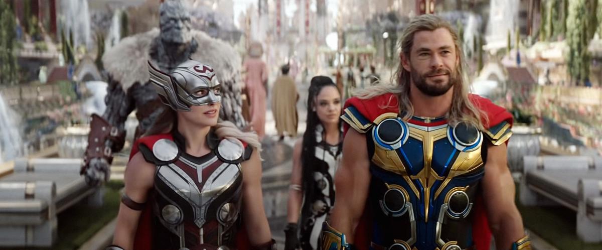 Thor Love and Thunder Post Credit Scenes - Hercules, Jane meets Heimdall 