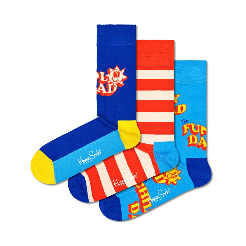 <p><a href="https://go.redirectingat.com?id=74968X1596630&url=https%3A%2F%2Fwww.happysocks.com%2Fus%2Fsearch%2FXFOT08-6300%3Fterm%3Dfather%2Bof%2Bthe%2Byear&sref=https%3A%2F%2Fwww.elle.com%2Ffashion%2Fshopping%2Fg43741738%2Fgifts-for-new-dad%2F" rel="nofollow noopener" target="_blank" data-ylk="slk:Shop Now;elm:context_link;itc:0;sec:content-canvas" class="link rapid-noclick-resp">Shop Now</a></p><p>Father of the Year Gift Set</p><p>$48.00</p>