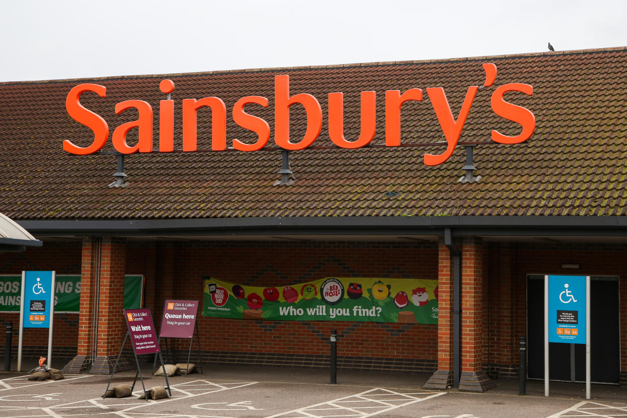 LONDON, UNITED KINGDOM - 2021/03/18: A branch of Sainsbury's supermarket in London. (Photo by Dinendra Haria/SOPA Images/LightRocket via Getty Images)