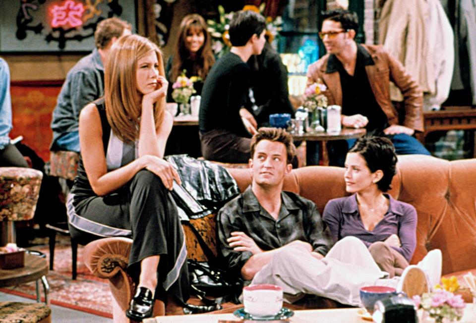 FRIENDS, Jennifer Aniston, Matthew Perry, Courteney Cox, 1994-present, episode The One with Joey's N