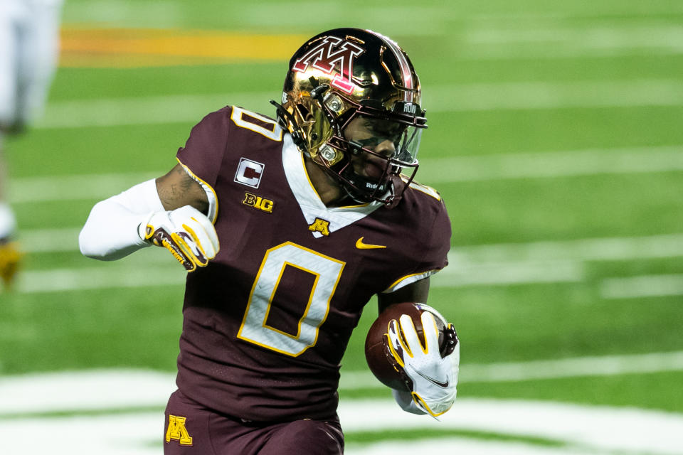 MINNEAPOLIS, MINNESOTA - OCTOBER 24: Rashod Bateman #0 of the Minnesota Golden Gophers carries the ball against the Michigan Wolverines in the third quarter of the game at TCF Bank Stadium on October 24, 2020 in Minneapolis, Minnesota. The Wolverines defeated the Gophers 49-24. (Photo by David Berding/Getty Images)