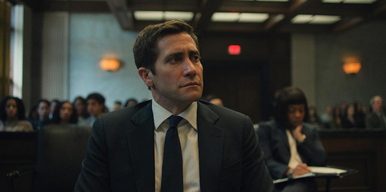 Jake Gyllenhaal Peter Sarsgaard Leaving Apple TV Presumed Innocent After 1 Season