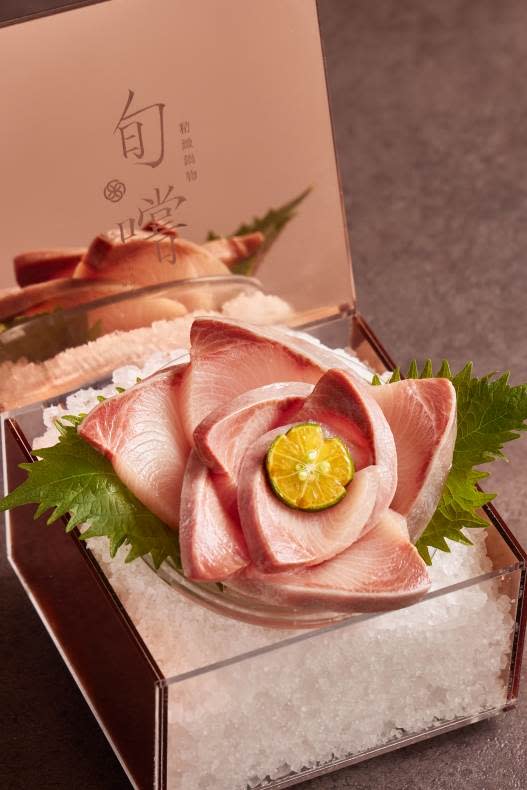 套餐限定加購品的「花旬鰤魚珠寶盒」。圖片來源：旬嚐