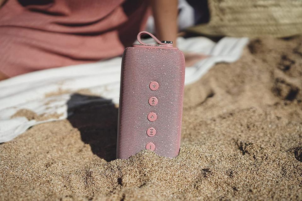 Fresh 'n Rebel ROCKBOX BOLD M Dusty Pink | IPX7 Wasserdichter Bluetooth Lautsprecher