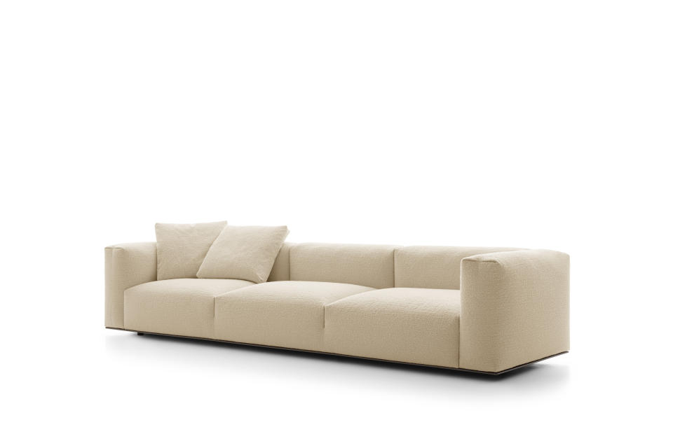 Milan Design Week B&B Italia Dambodue Sofa in cream