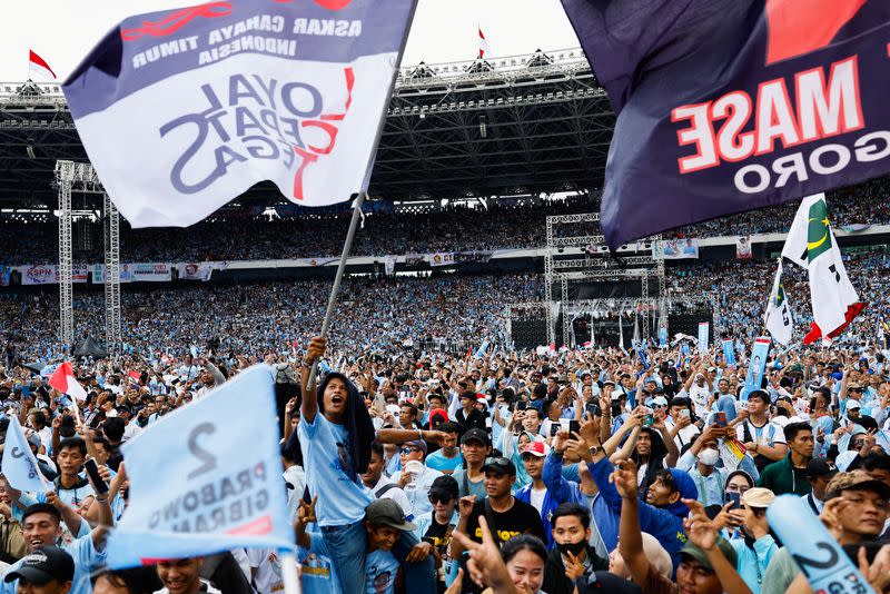 Indonesian presidential candidates hold final election campaigns in Jakarta