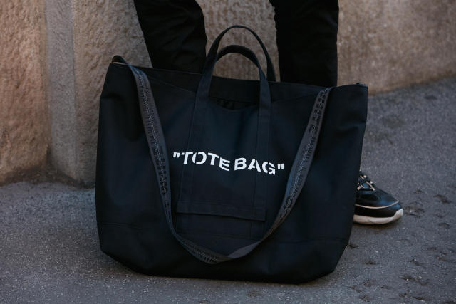 What “It Bag” You Should Buy in 2022, According to Your Zodiac