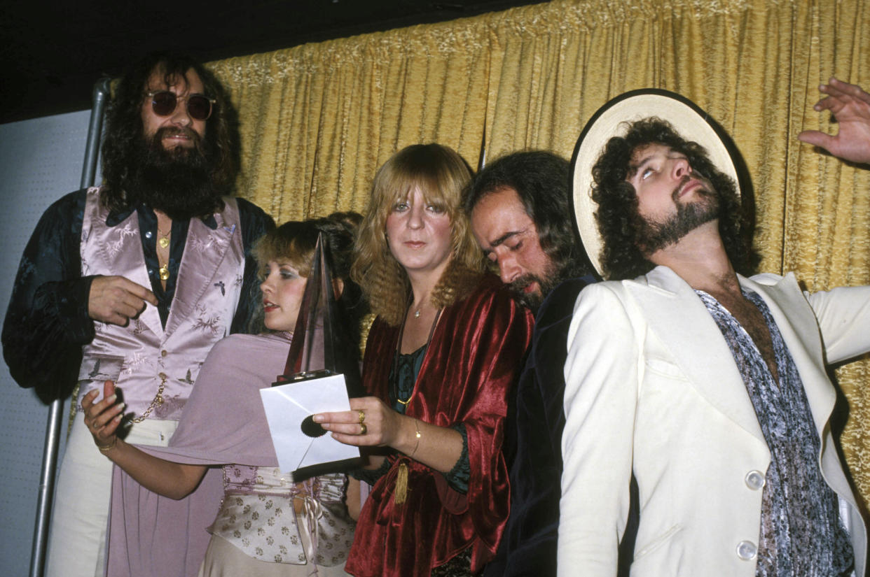 Fleetwood Mac's Mick Fleetwood, Stevie Nicks, Christine Mcvie, John Mcvie, and Lindsey Buckingham at the American Music Awards in 1978 (Photo: Phil Roach/Ipol/Globe/Mediapunch/IPX)