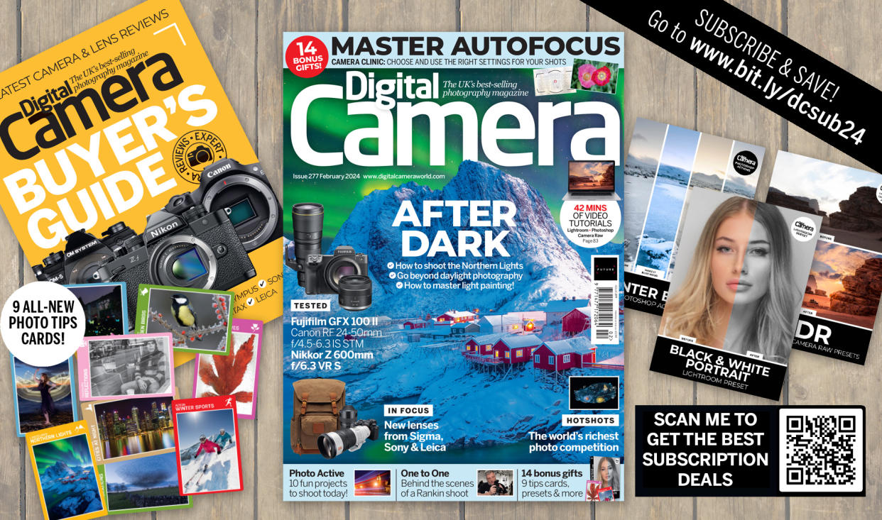  Montage of bonus gifts bundled with issue 277 of Digital Camera magazine. 