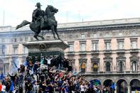 Serie A - Inter Milan fans celebrate winning Serie A