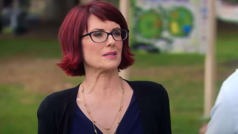 Megan Mullally