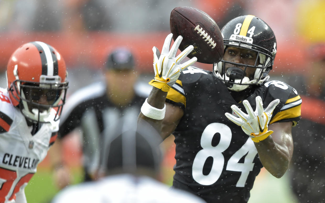 Antonio Brown did not show up to work with the rest of his Pittsburgh Steelers teammates on Monday. (AP)