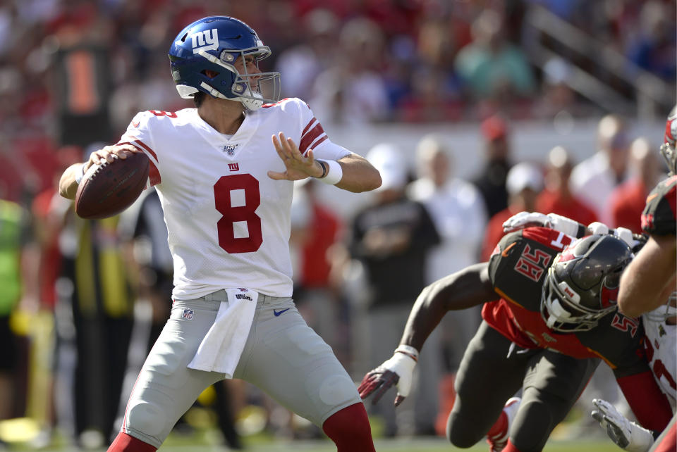 New York Giants quarterback Daniel Jones (8) throws a pass against the Tampa Bay Buccaneers during the first half of an NFL football game Sunday, Sept. 22, 2019, in Tampa, Fla. (AP Photo/Jason Behnken)