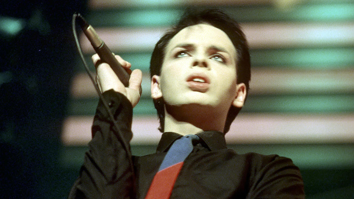  Gary Numan. 