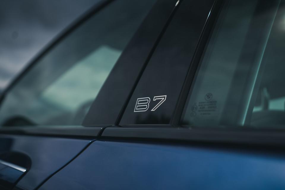 <p>2020 BMW Alpina B7</p>