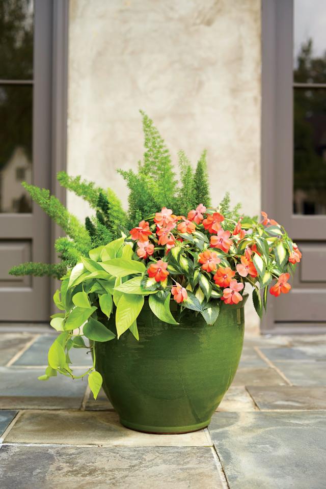 Quick tip - repurpose Cascade container for water container and brush  holder. 