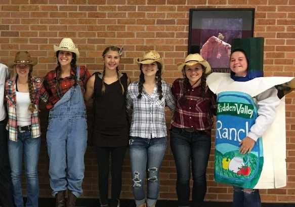 The girl who dressed up as a bottle of Ranch for “Ranch Day” is our hero