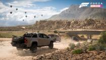 Alle Erwartungen erfüllt: Das am 9. November veröffentlichte "Forza Horizon 5" spielt in Mexiko und bietet urbane Schauplätze ebenso wie Open-World-Offroad-Optionen. Dynamische Autos und dynamisches Wetter sorgen für Abwechslung und fantastische Schauwerte. Die Xbox-Series-X/S Version kommt mit 4K und 60 fps. Raytracing-Effekte bleiben dem "Autovista"-Show-Modus vorbehalten. (Bild: Microsoft)