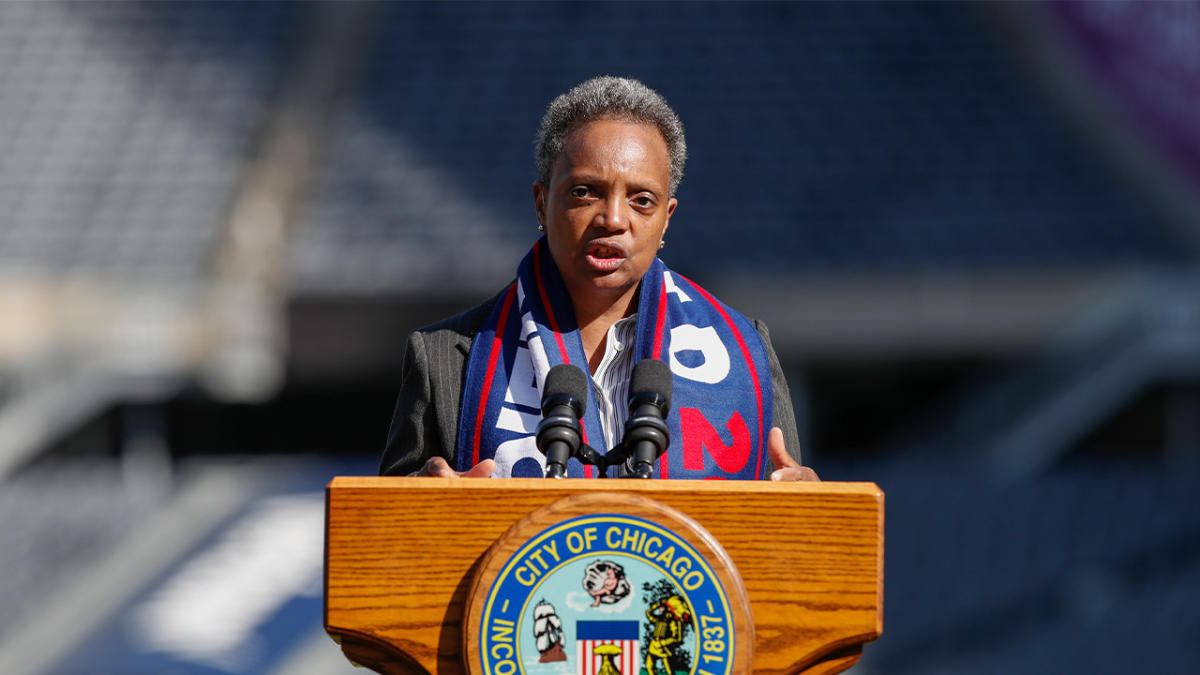 Lori Lightfoot still determined to keep Bears at Soldier Field