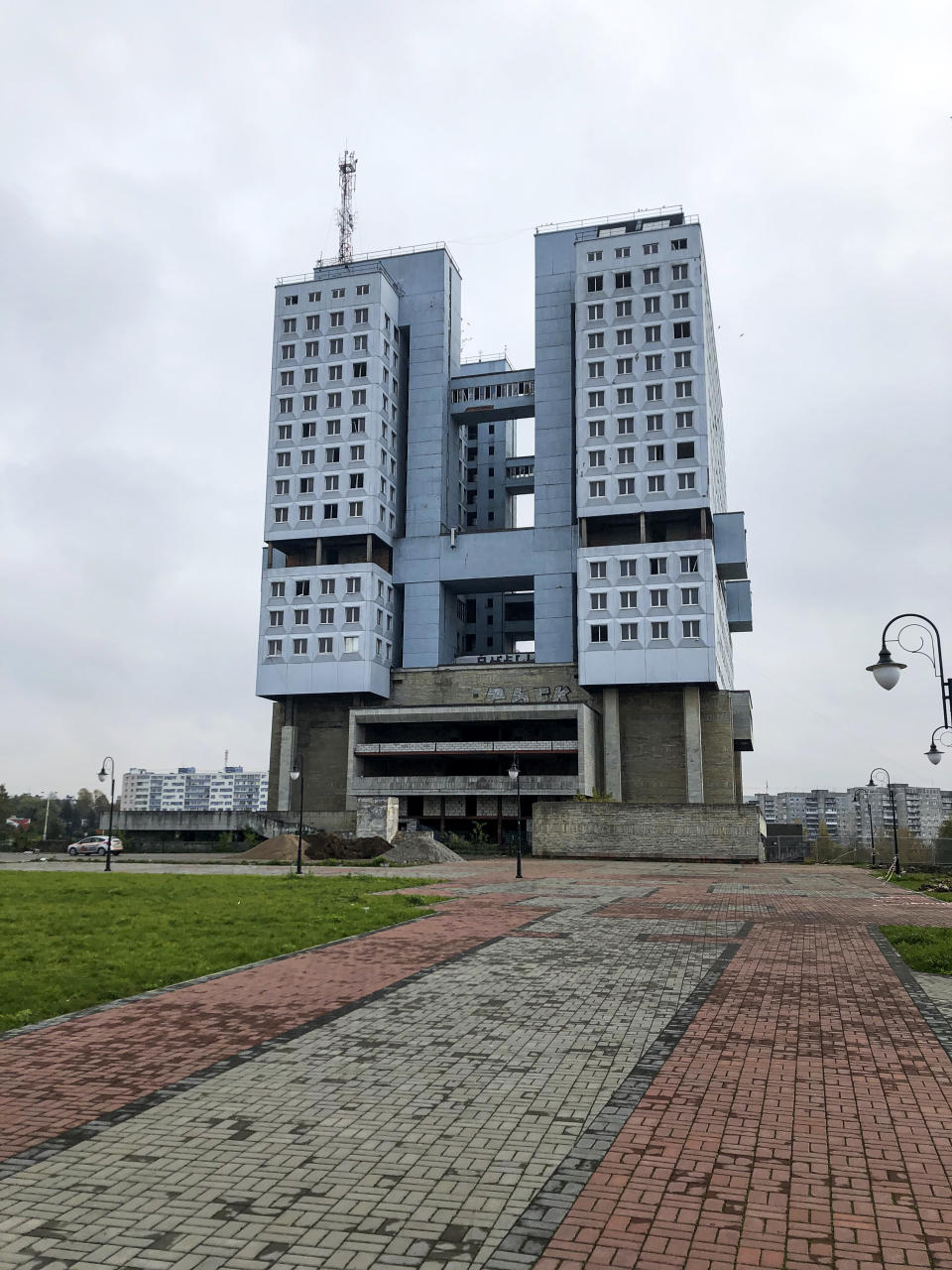 The never-occupied building is seen in Kaliningrad, Russia, Thursday, Oct. 29, 2020. The hulking never-occupied building sardonically likened to a robot's head that has loomed over the city of Kaliningrad for decades is to be demolished next year, the region's governor says. The 21-story House of Soviets was left unfinished when funding ran out in 1985 amid the Soviet Union's economic struggles and later was assessed to be structurally unsound. (AP Photo/James Heintz)