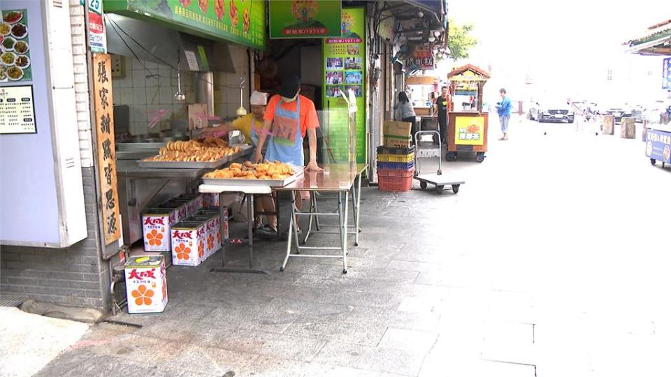 八里渡輪擱淺後停駛　民眾撲空店家沒生意