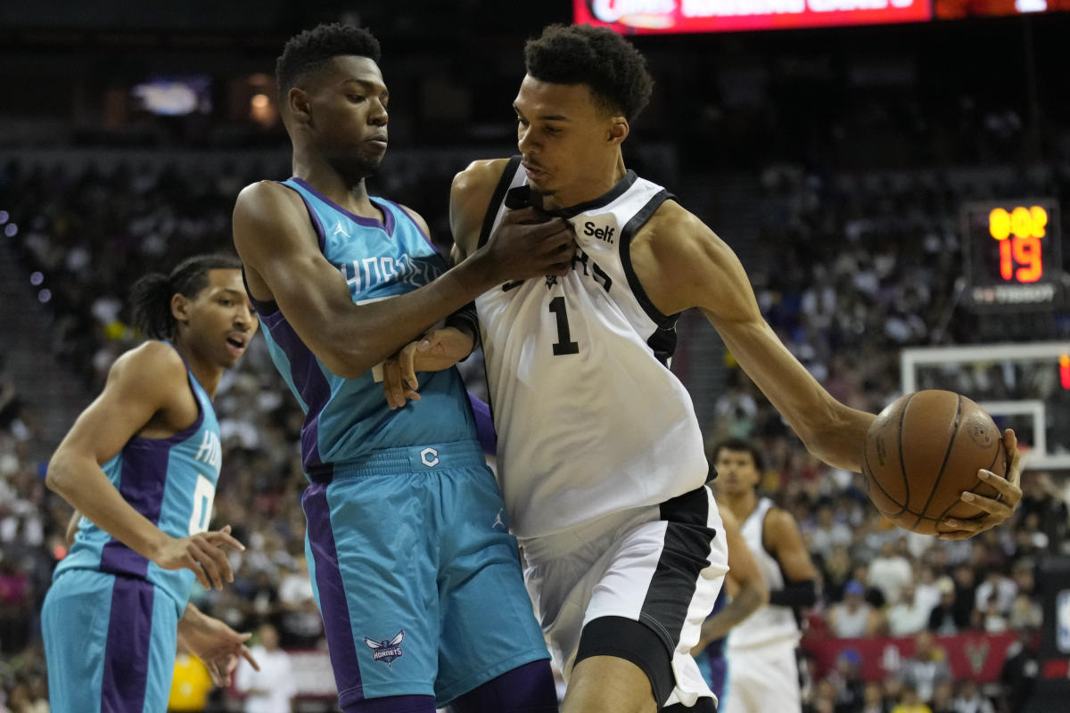 Get to know rookies, Spurs developmental process in new series