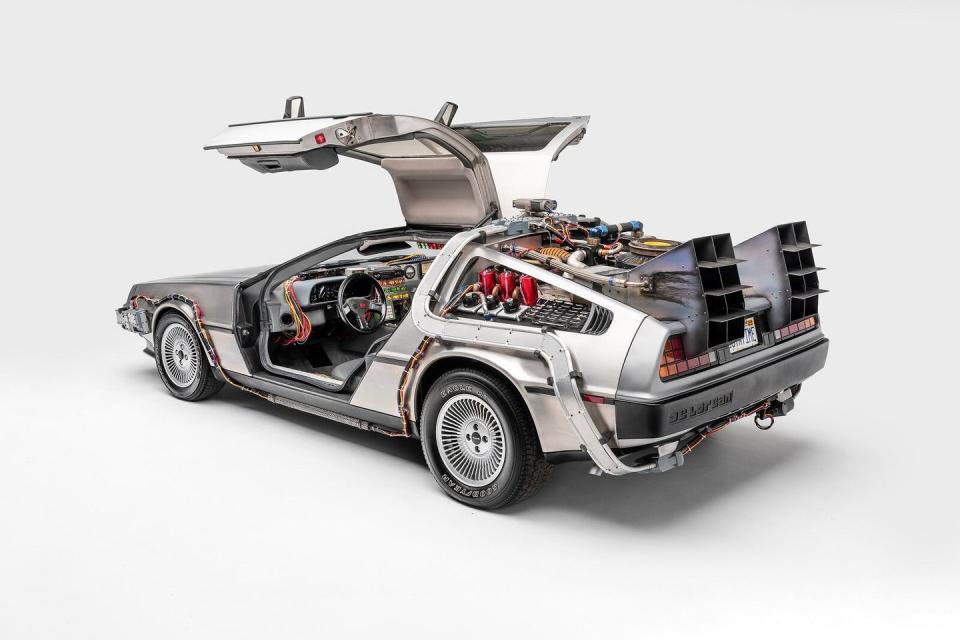 DeLorean Time Machine