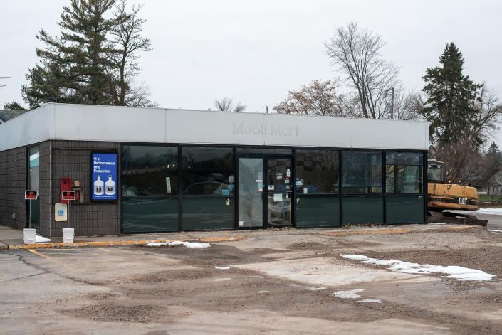 A shuttered Mobil Mart in Fremont, Wisconsin, on Nov. 20, 2019. | Jason Vaughn for TIME