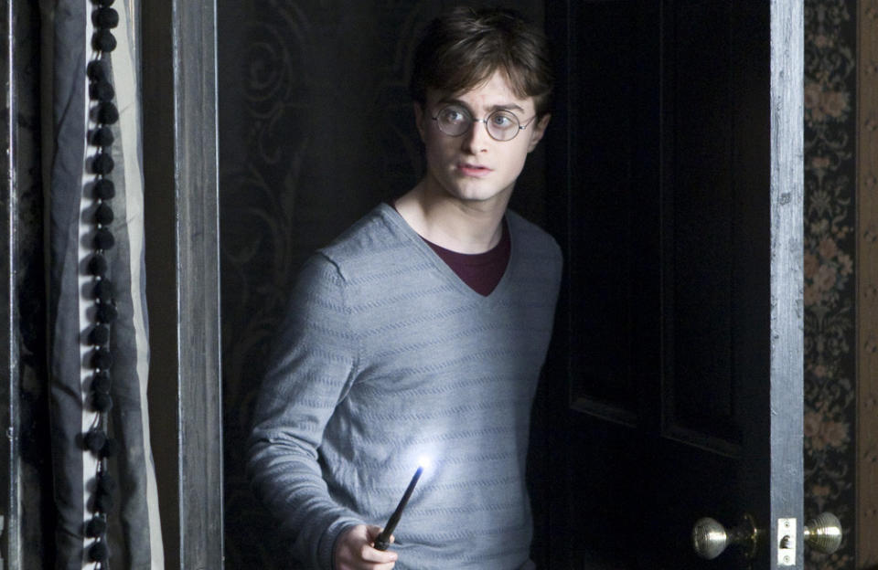 David Holmes was Daniel Radcliffe’s body double on the ‘Harry Potter’ films, but he suffered a terrible on-set accident that left him in a wheelchair. A fight scene where the snake Nagini sends Harry flying, resulted in Holmes getting severely injured, leading to a quadriplegia diagnosis. Holmes himself told The Guardian: “I knew straight away. I knew I’d broken my neck. I was fully conscious.” Ever since, and despite the devastating event, Holmes has encouraged author J. K. Rowling to introduce a new ‘Harry Potter’ character: a wizard in a wheelchair.
