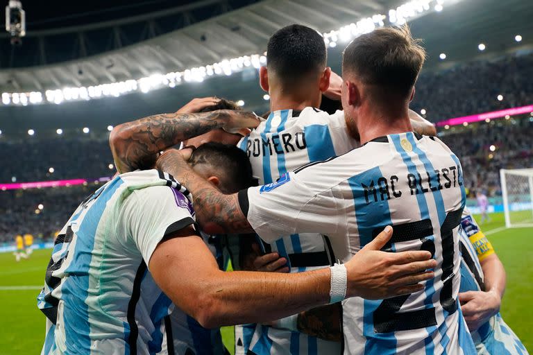 Argentina vs Australia, por los octavos de final de la copa del mundo Qatar 2022, en el Ahmad Bin Ali Stadium 
Gol de Lionel Messi 