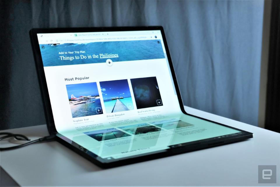 Intel Horseshoe Bend foldable tablet PC hands-on at CES 2020