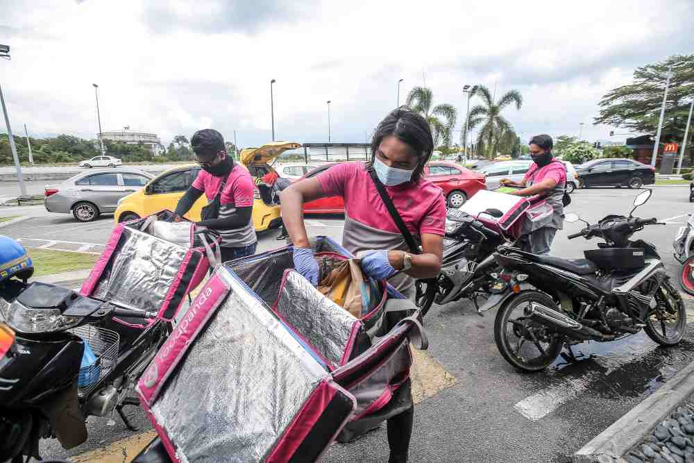 You will now be able to order groceries via Foodpanda as well, with Pandamarts opening up nationwide. — Picture by Farhan Najib