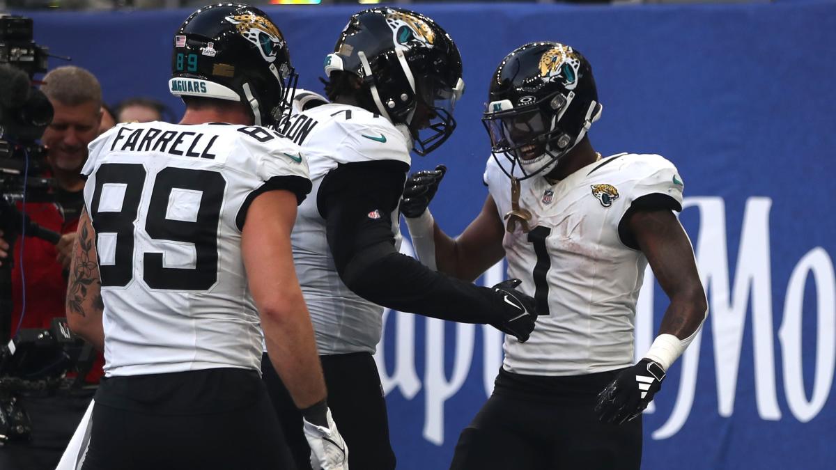 Falcons get hype for Jaguars game in London, Jacksonville Jaguars vs.  Atlanta Falcons