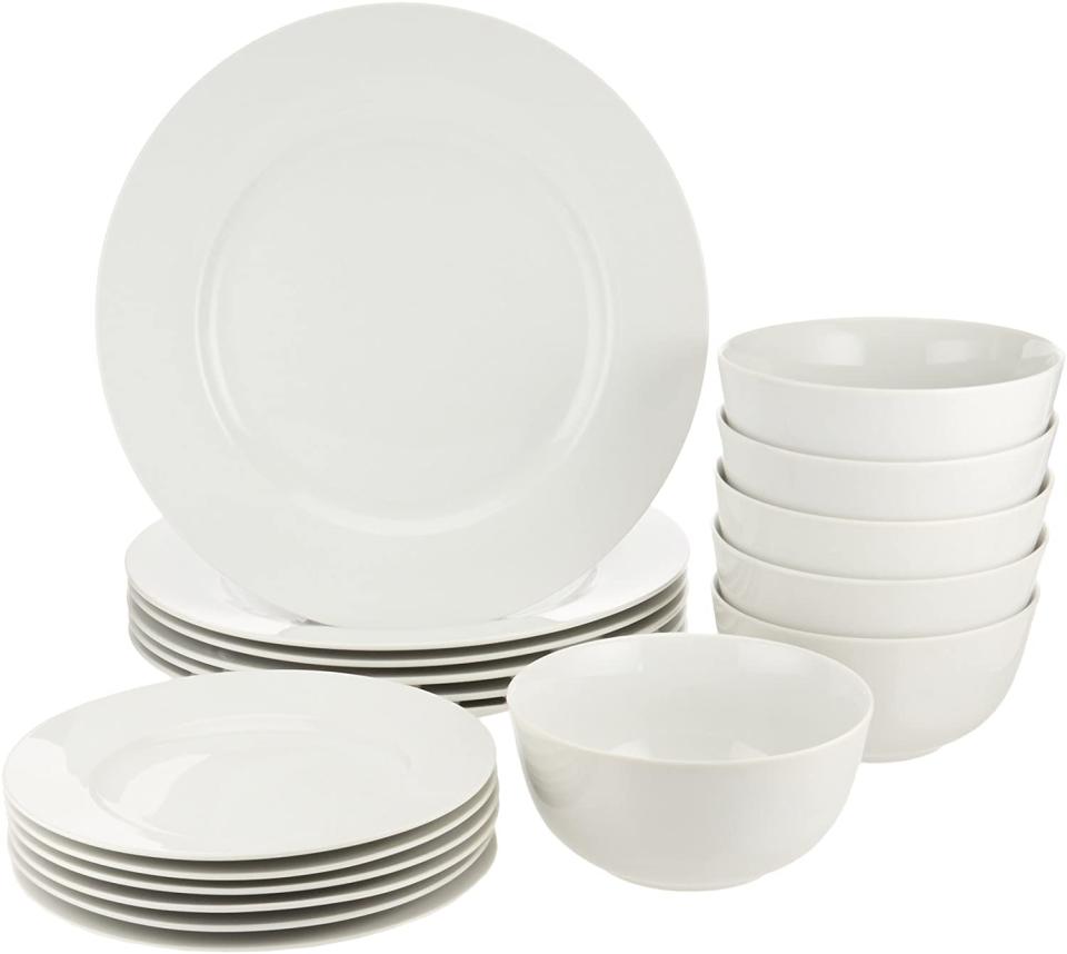 AmazonBasics 18-Piece White Kitchen Dinnerware Set, unique wedding gift ideas