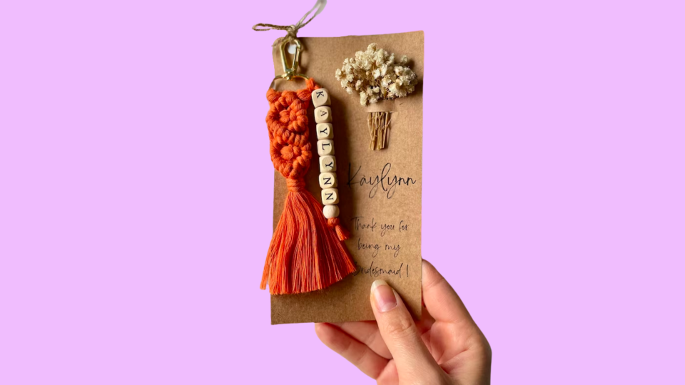 10 best etsy bridesmaids gifts: macrame keychain