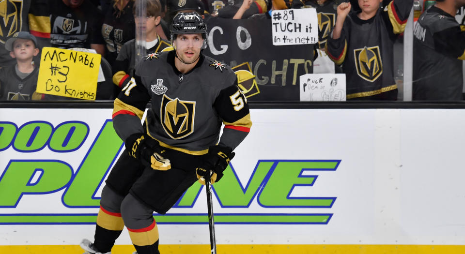 David Perron would be a great fit for the Calgary Flames. (Photo by Jeff Bottari/NHLI via Getty Images)