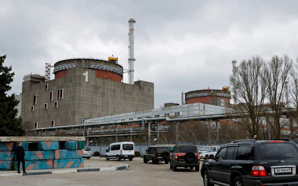 Rusisan troops are occupying Zaporizhzhia nuclear power plant - Reuters