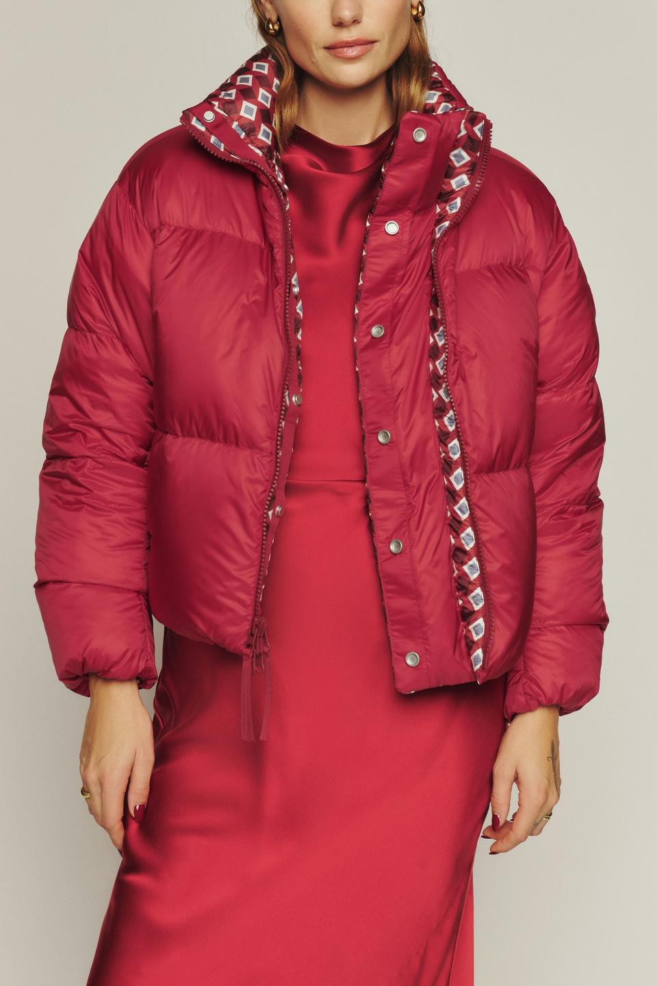 <p><a href="https://go.redirectingat.com?id=74968X1596630&url=https%3A%2F%2Fwww.thereformation.com%2Fproducts%2Fcanada-goose-x-reformation-lorita-puffer%2F1311990ACL.html&sref=https%3A%2F%2Fwww.elle.com%2Ffashion%2Fshopping%2Fg41108473%2Fbest-puffer-jackets%2F" rel="nofollow noopener" target="_blank" data-ylk="slk:Shop Now;elm:context_link;itc:0;sec:content-canvas" class="link ">Shop Now</a></p><p>Lorita Puffer</p><p>$1150.00</p>