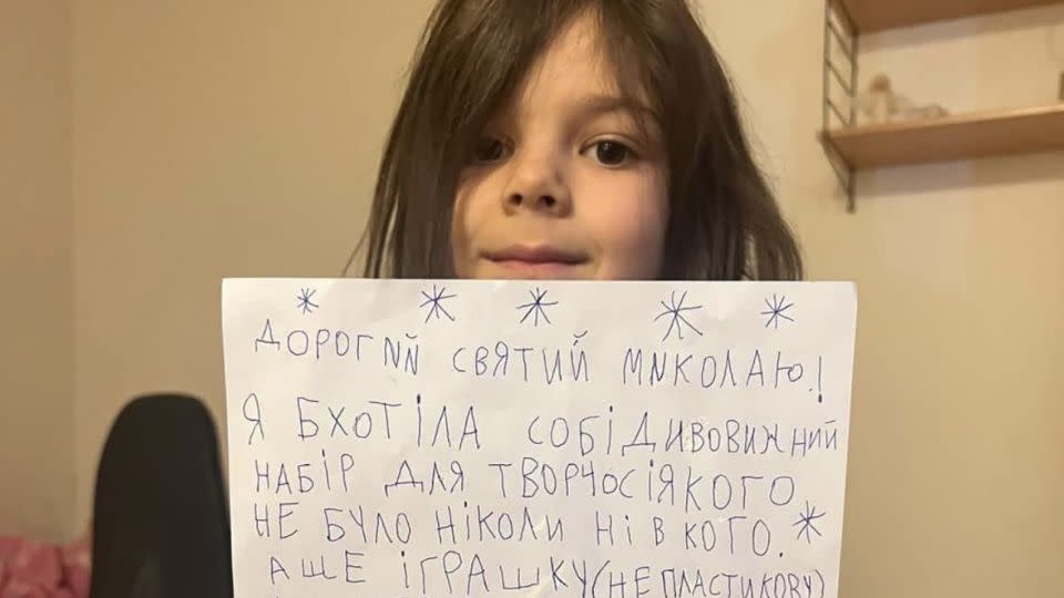 Kaya wishes to see her father, who is fighting in eastern Ukraine. - Dmytro Lazutkin