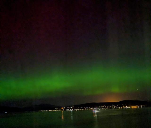 The Northern Lights from Gourock (misslinsayo)
