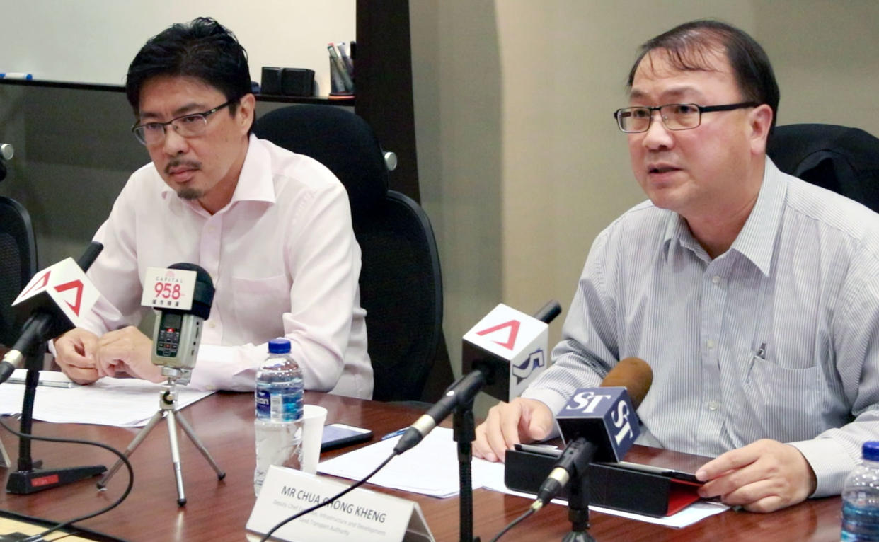 Alvin Kek (left), SMRT Trains’ senior vice-president for rail operations (NSEWL) and Chua Chong Keng, LTA’s deputy chief executive officer, at Wednesday’s (15 November) press conference. (PHOTO: Dhany Osman / Yahoo News Singapore)