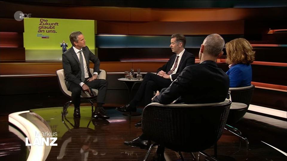 Am Donnerstagabend diskutierte Markus Lanz (links) mit FDP-Fraktionschef Christian Dürr, Journalistin Petra Pinzler und Grünen-Poltiker Belit Onay. (Bild: ZDF)