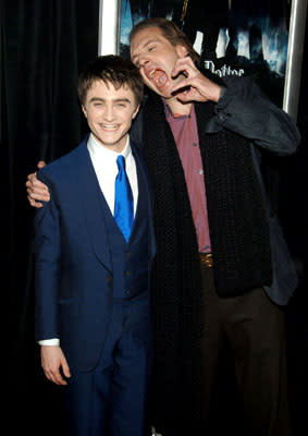 Premiere: Daniel Radcliffe and Ralph Fiennes at the NY premiere of Warner Bros. Pictures' Harry Potter and the Goblet of Fire - 11/12/2005 Photo: Dimitrios Kambouris, Wireimage.com