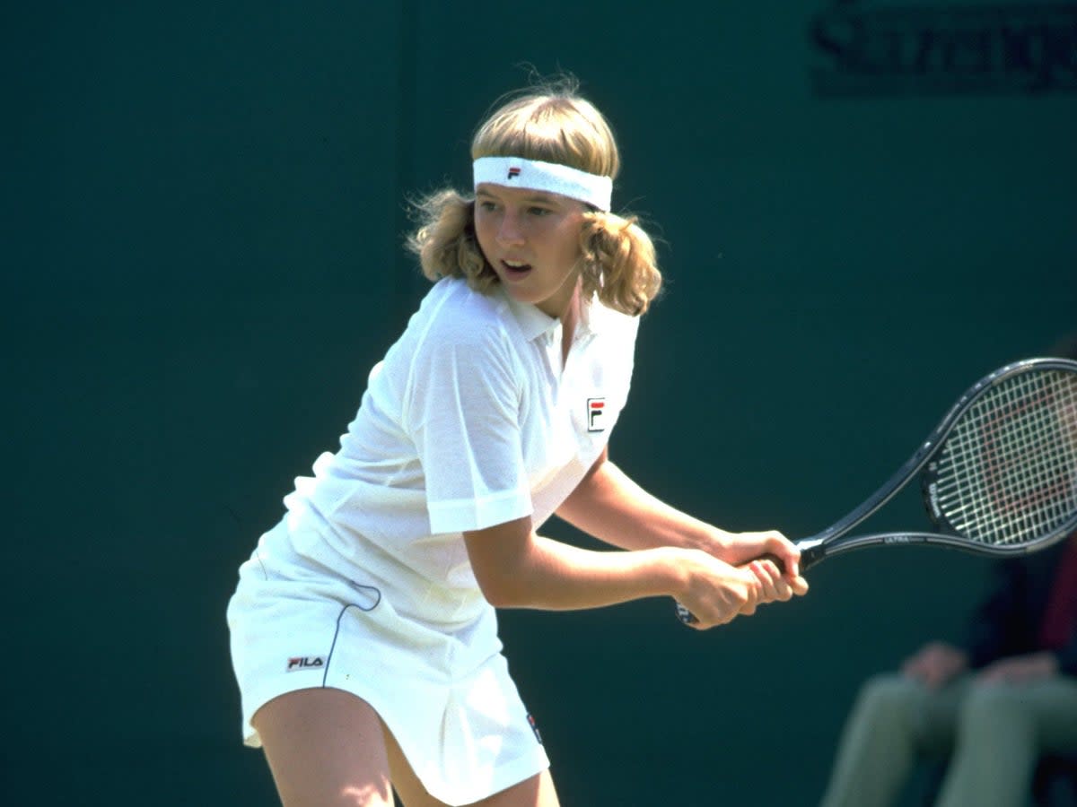 Andrea Jaeger competes at Wimbledon in 1982 (Getty Images)