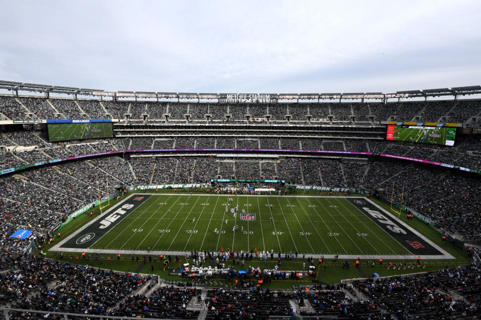 East Rutherford, New Jersey - MetLife Stadium (primary tenants: New York Giants and New York Jets, NFL)