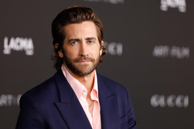 Why is everyone - Jake Gyllenhaal included - still wearing The