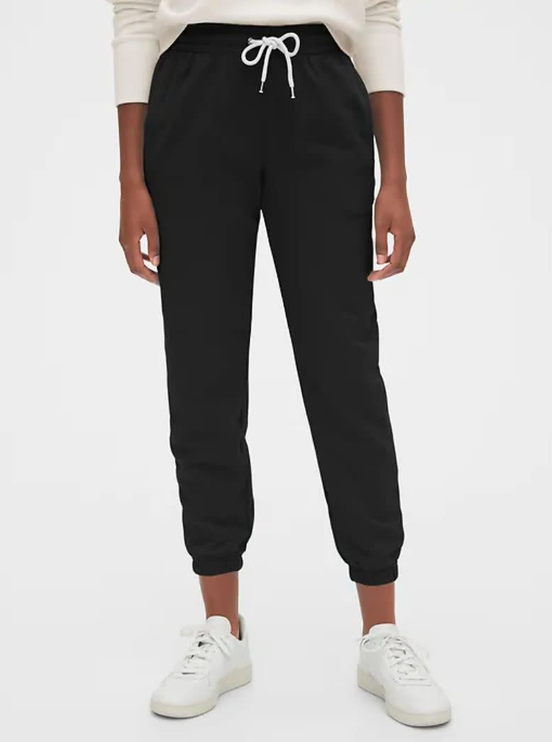 If you've been looking for more loungewear, we have some good news. Way before Black Friday, <a href="https://fave.co/2ZpvhEk" target="_blank" rel="noopener noreferrer">Gap is offering 40% off everything</a>. One of the things that caught our eyes is this pair of joggers, which have over 200 reviews. Forget all about pants with this pair. <a href="https://fave.co/2UBZNWD" target="_blank" rel="noopener noreferrer">Originally $50, get them now for $30 at Gap</a>. 